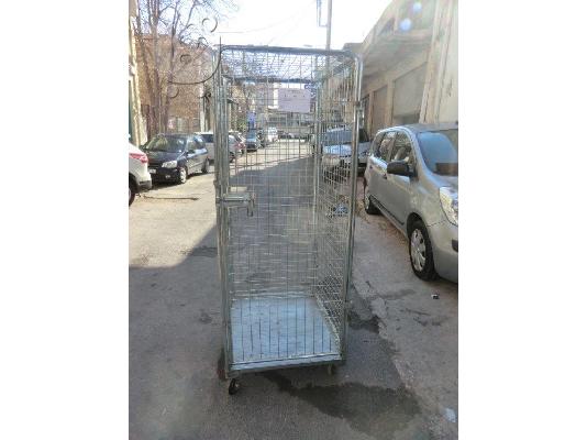 Roll container